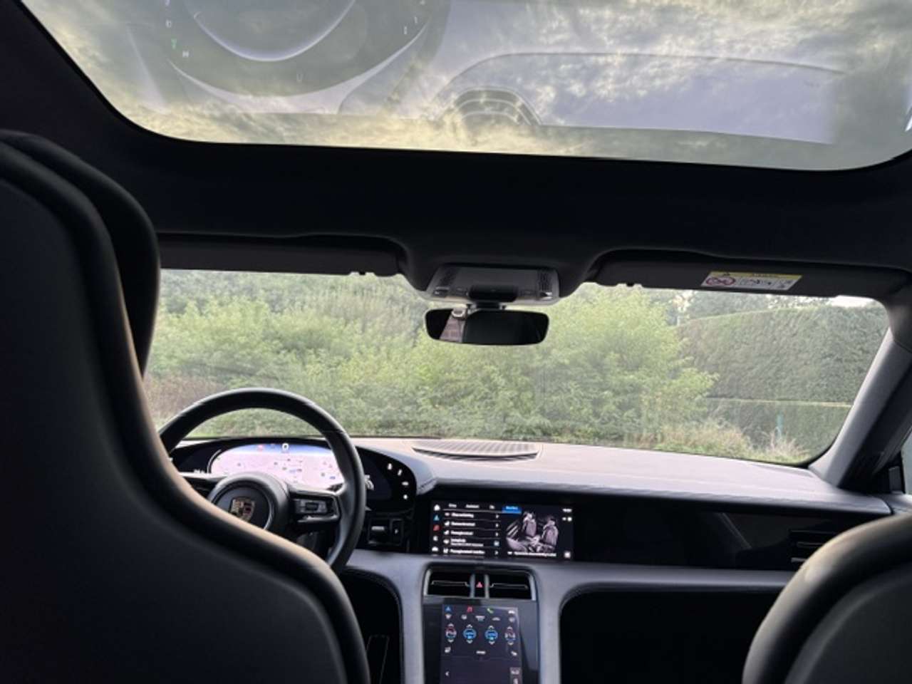 Porsche Taycan *VERKOCHT* — foto 19 van 25