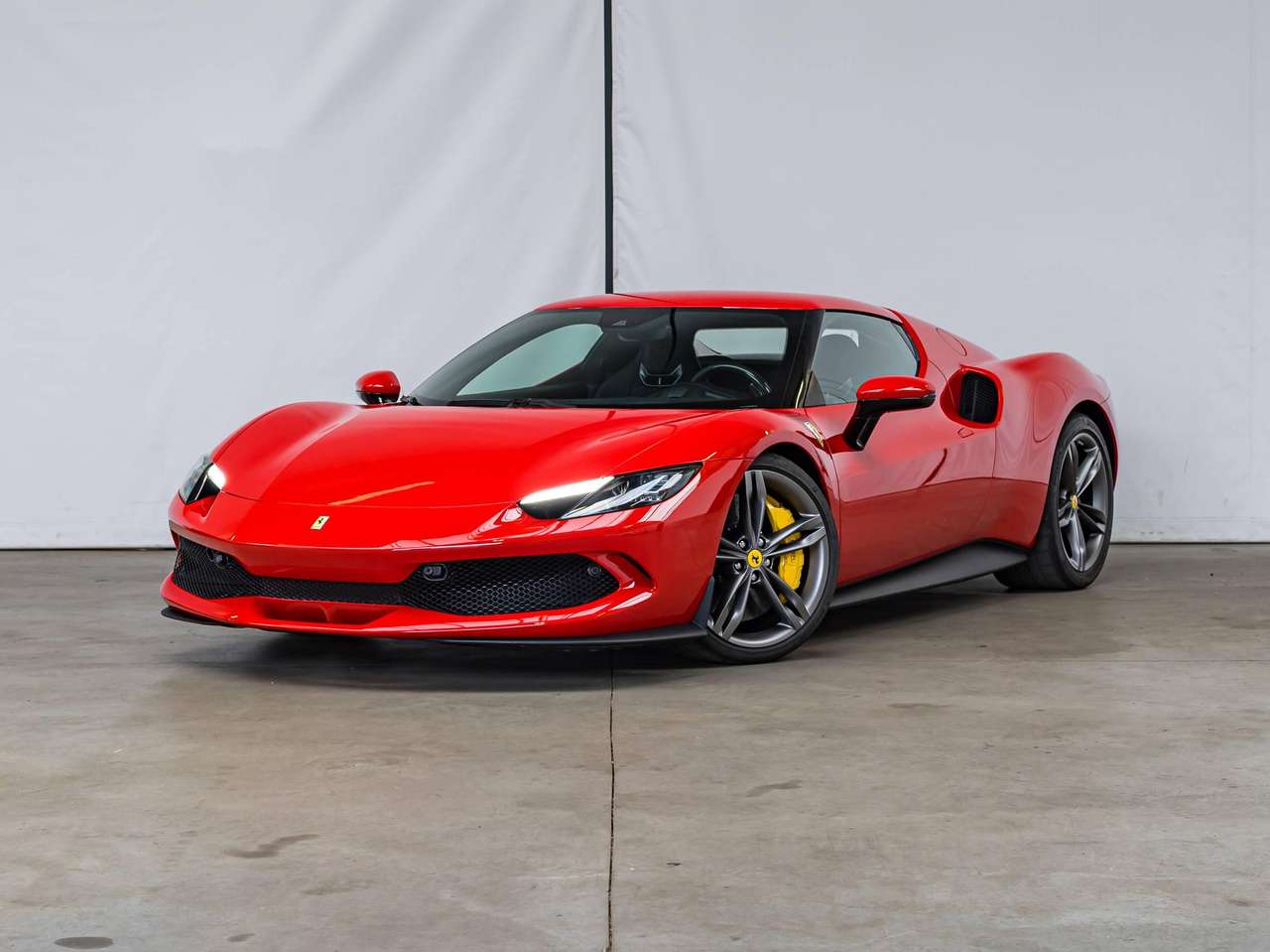 Ferrari 296 GTB FULL PPF|FREE FERRARI SERVICE UNTIL 2029|FRONT LIFT|CARBON STEERING WHEEL|CARBON DETAILS|CAMERA|ELECTRIC-SEATS|LA|