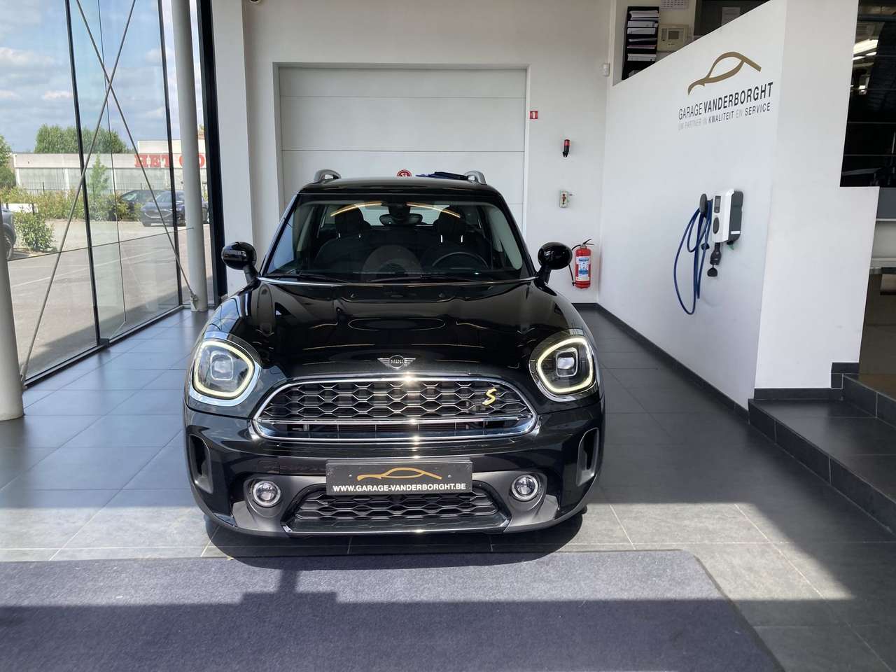 MINI Cooper Countryman PHEV AUTOMAAT AWD +TAL VAN OPTIES — foto 2 van 21