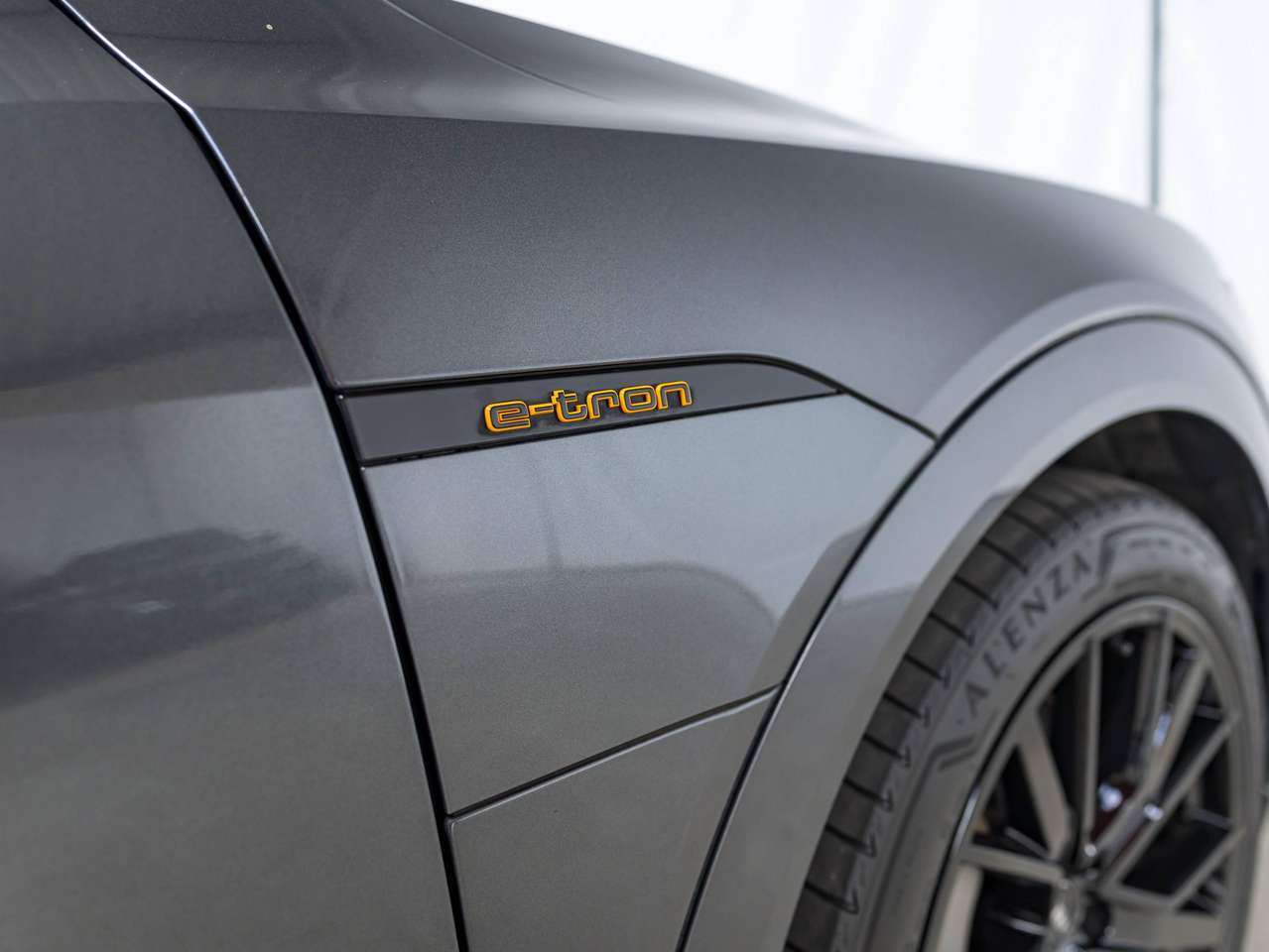 Audi e-tron 95 kWh 55 QUATTRO|2X S-LINE|KEYLESS|SFEERVERL.|ZETELVERW.|ACC|LA|GARANTIE| — foto 8 van 25