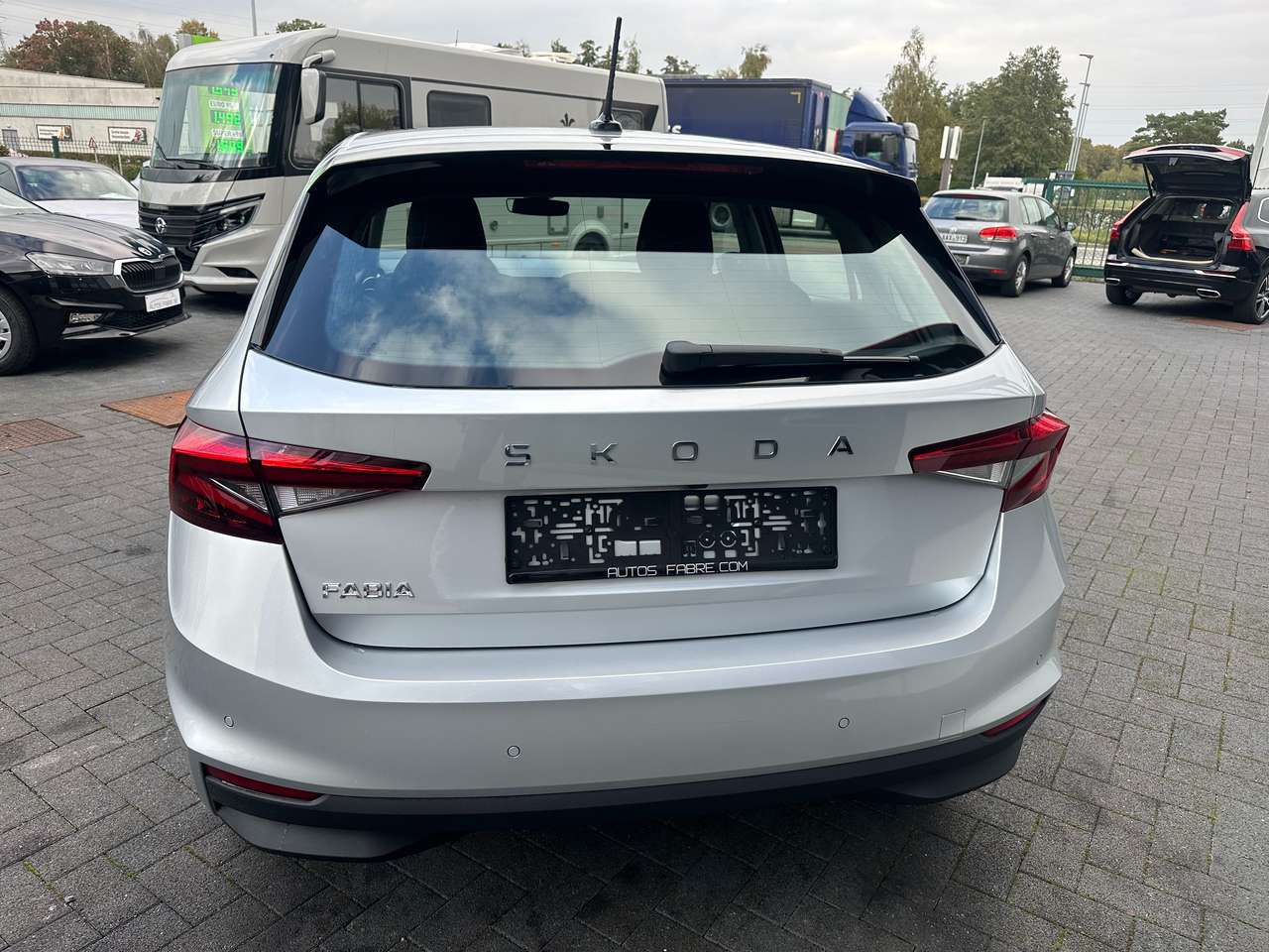 Skoda Fabia 1.0i  115pk DSG Automaat  Verw zetels NIEUW !!!! — foto 6 van 17