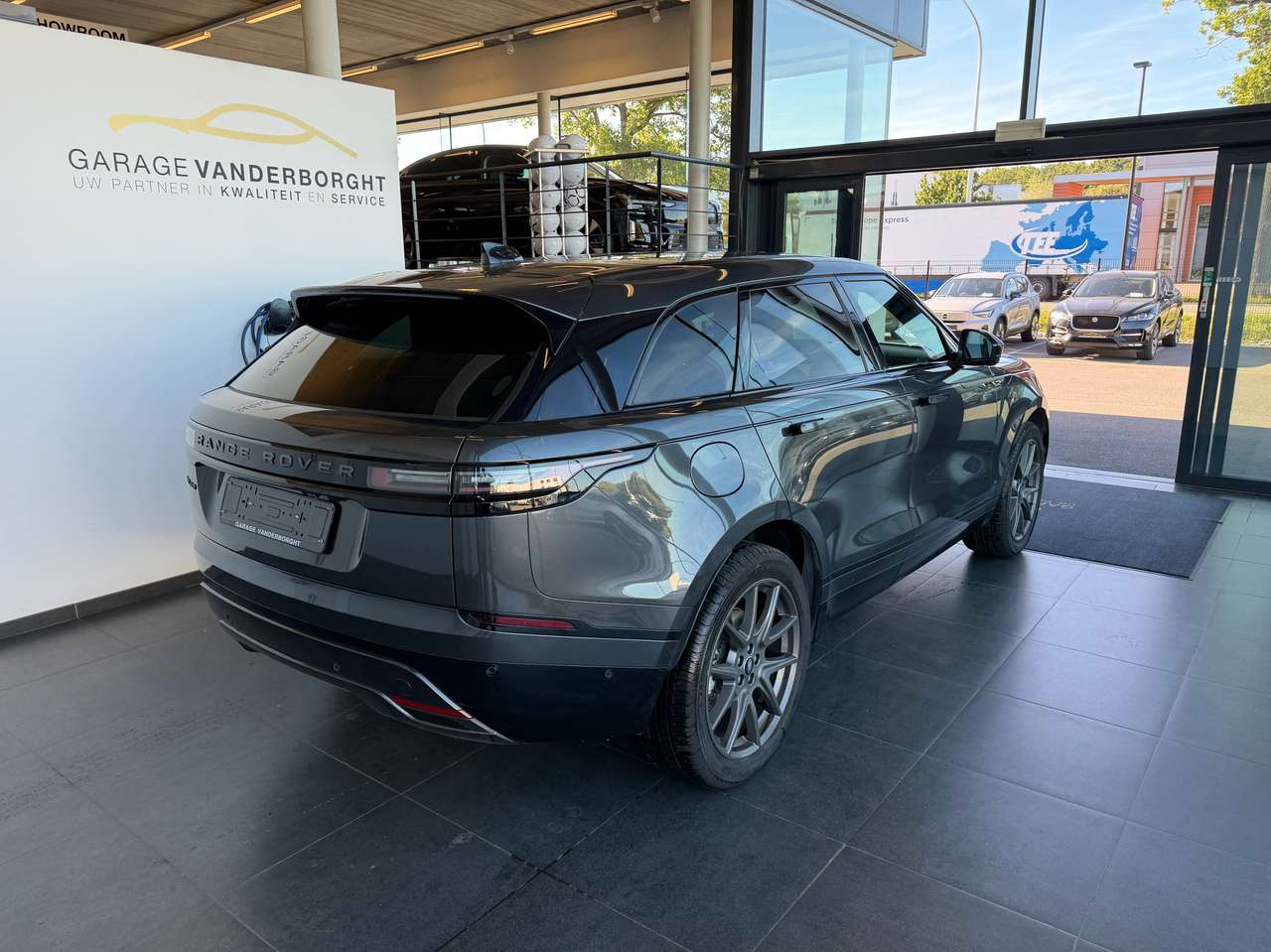 Land Rover Range Rover Velar DYNAMIC SE P400e PHEV AWD AUTOMAAT+TAL VAN OPTIES — foto 4 van 22