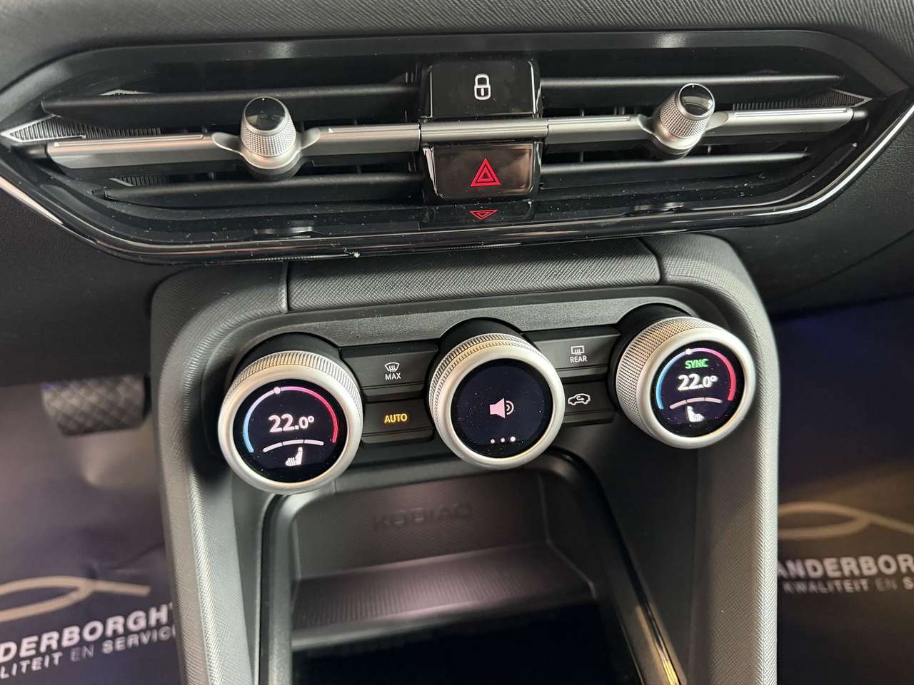 Skoda Kodiaq HYBRIDE BENZINE AUTOMAAT 7 ZIT NIEUW OKM!!!! — foto 20 van 25