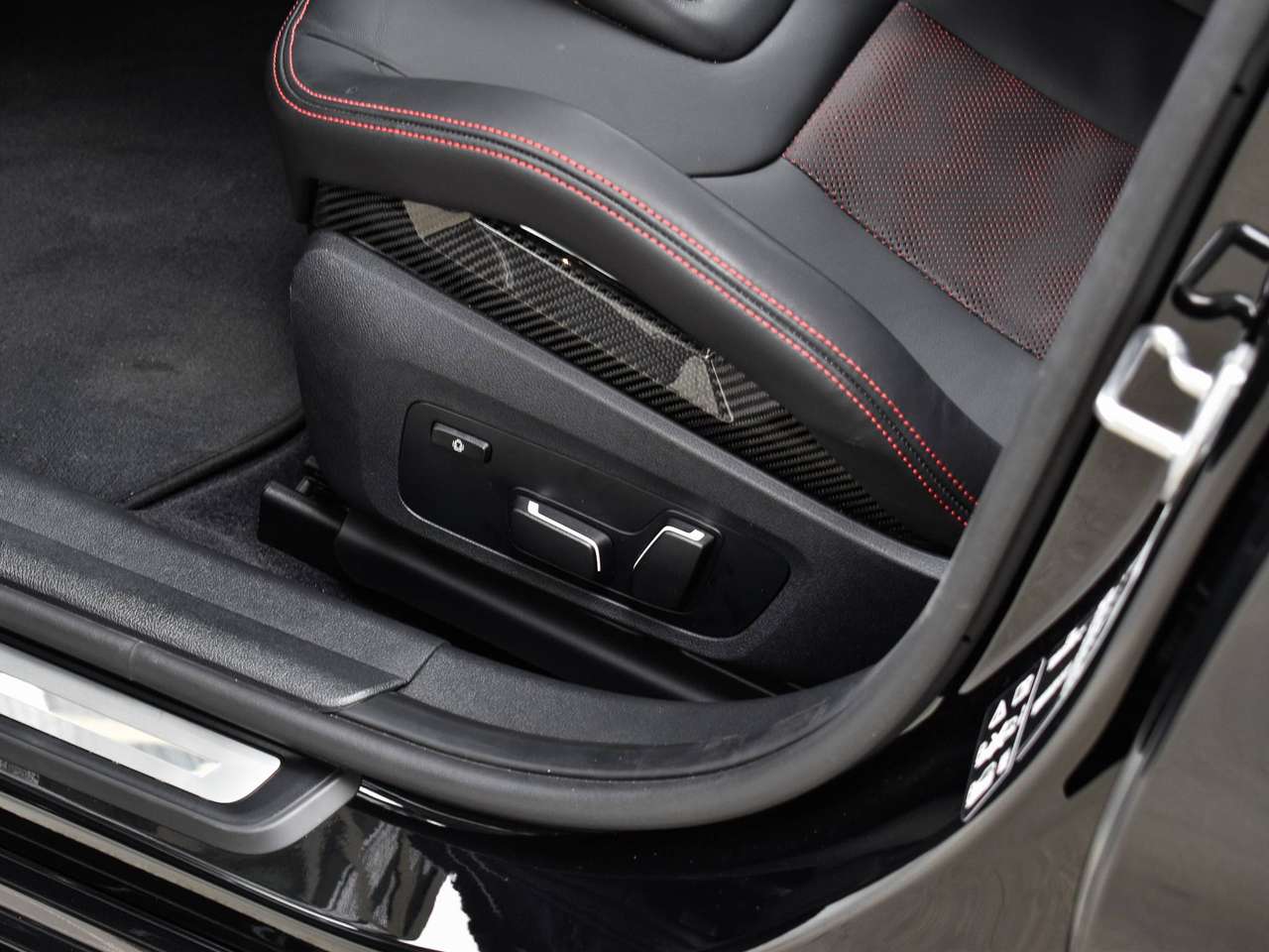 BMW M3 CS Touring / FULL CARBON / BLACK SAPPHIRE — foto 13 van 25