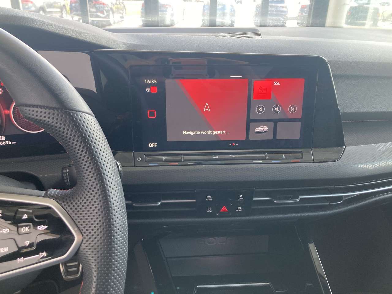 Volkswagen Golf GTI 2.0TSI 245PK 6 VIT — foto 13 van 20