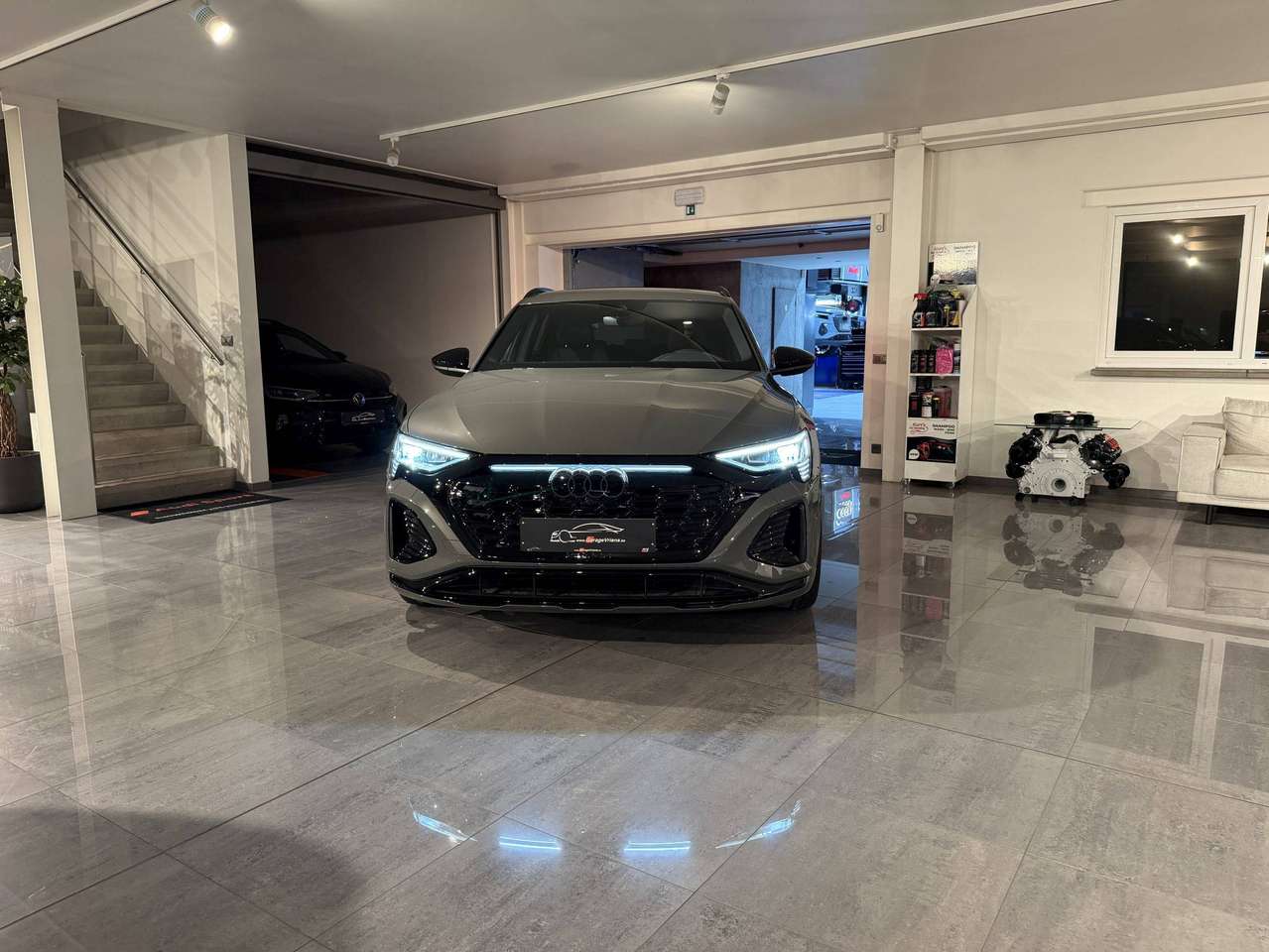 Audi Q8 e-tron 340PK QUATTRO * 3x S-LINE * CAMERA * EXCLUSIVE RED PACK * 22" * MATRIX * STANDVERWARMING * BLACK PACK * — foto 24 van 24