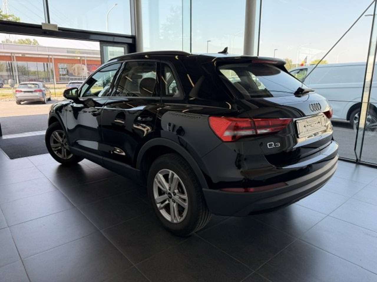 Audi Q3 45 TFSI e PHEV AUTOMAAT — foto 4 van 21