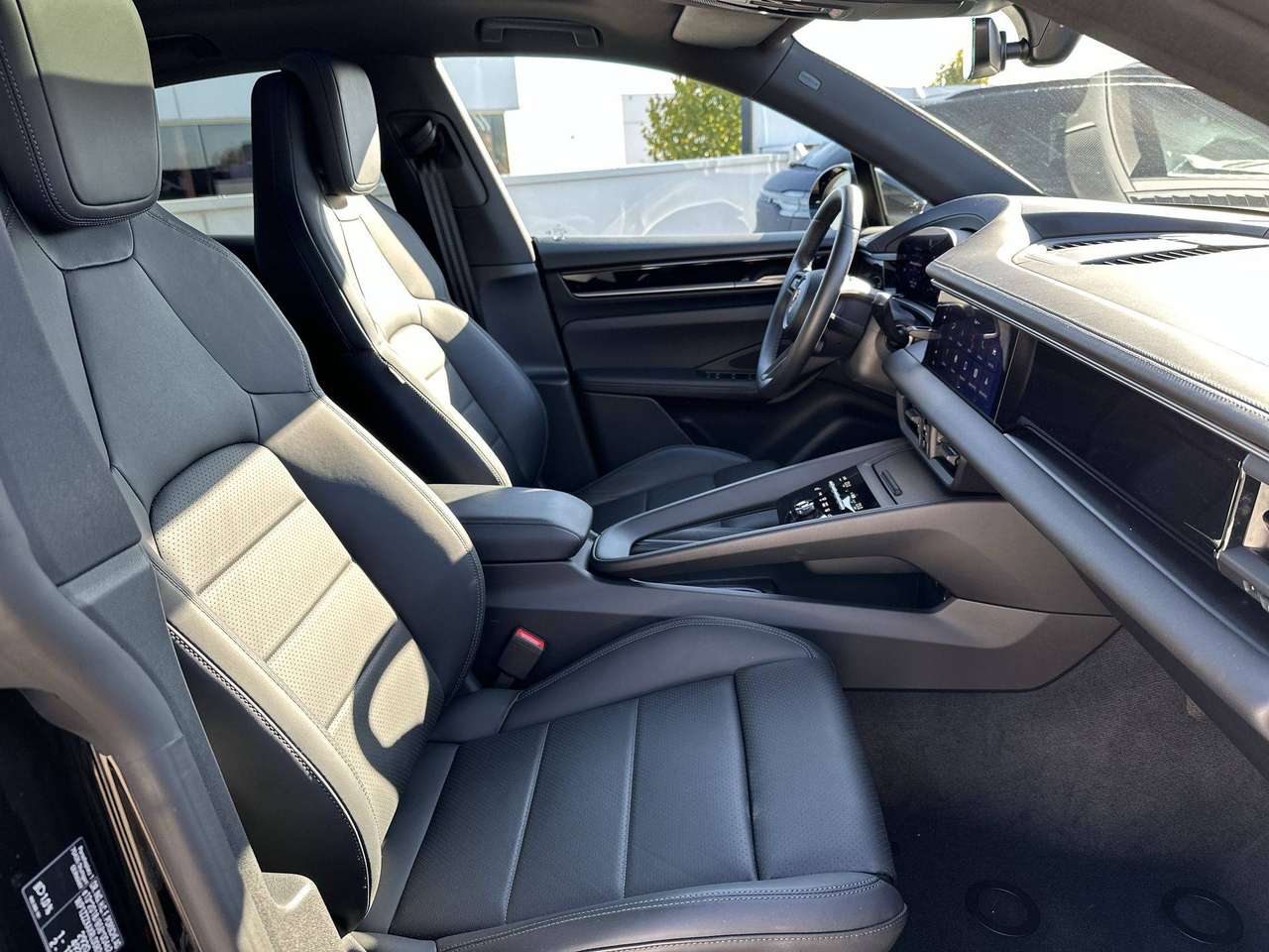 Porsche Macan 4ELEK/21"/PANODAK/LUCHTVERING/HEAD UP/LEDER/LED — foto 17 van 19