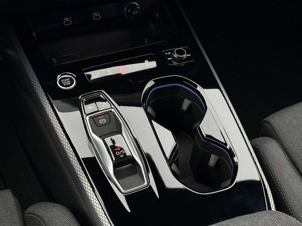 Audi A5 40 TFSI AVANT S-LINE PASS DISP 360° CAMERA CARPLAY SFEERVERLICHTING — foto 10 van 17