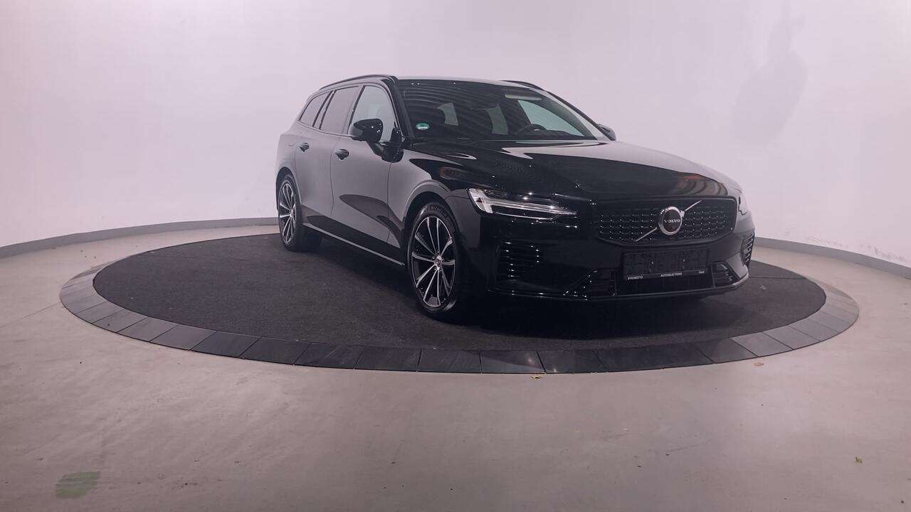 Volvo V60 T6 AWD PLUS DARK — foto 2 van 25