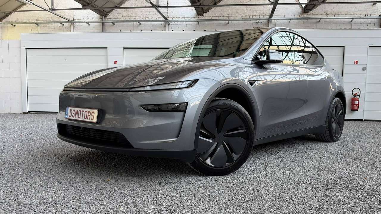 Tesla Model Y RWD LONG RANGE | Premium | HW4 | All weather matten rondom — foto 2 van 25