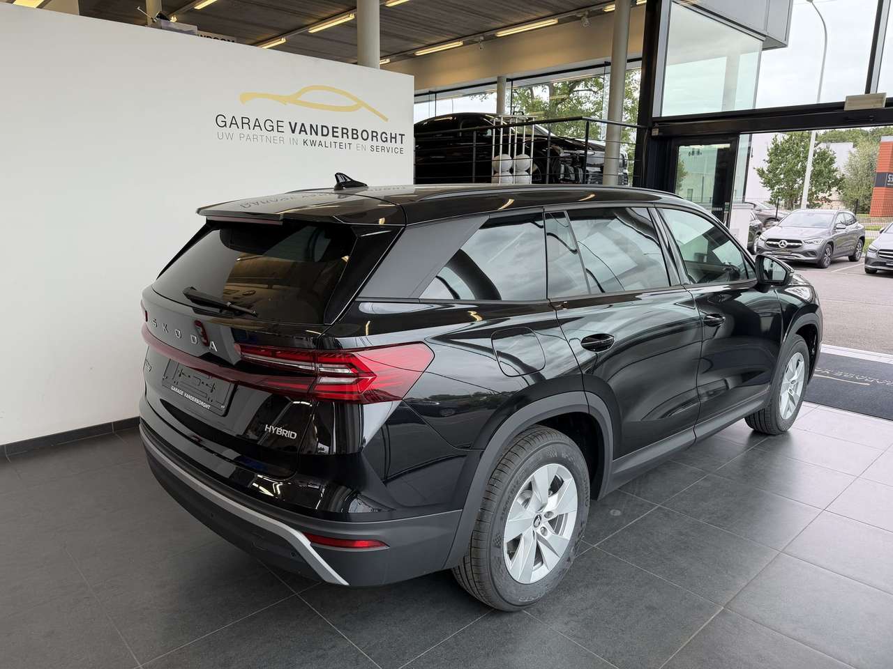 Skoda Kodiaq HYBRIDE BENZINE AUTOMAAT 7 ZIT NIEUW OKM!!!! — foto 4 van 25
