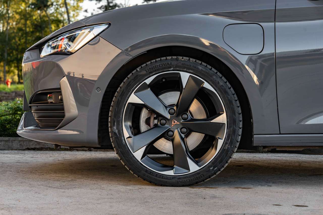 CUPRA Leon Leon ST 1.5 eTSI PHEV Business  Edition DSG — foto 7 van 25