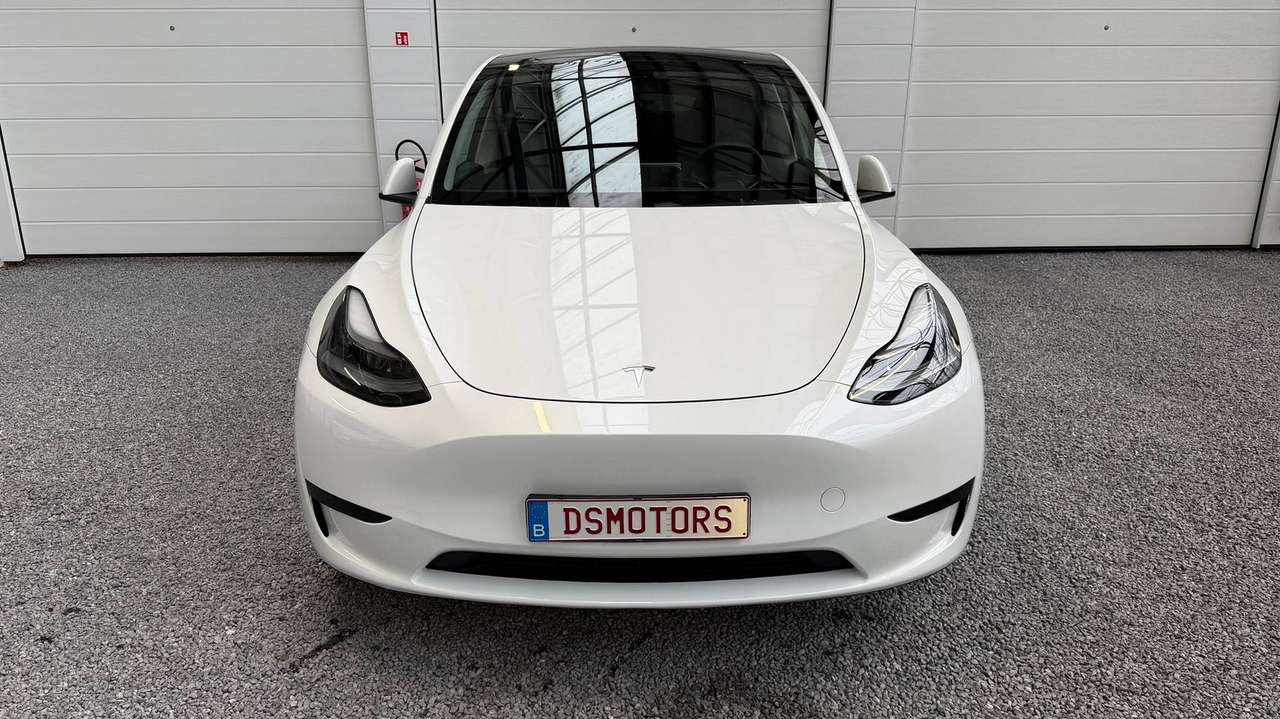 Tesla Model Y RWD | Tesla trekhaak | LFP | HW4 - FSD | BTW wagen | IN OPTIE — foto 9 van 25