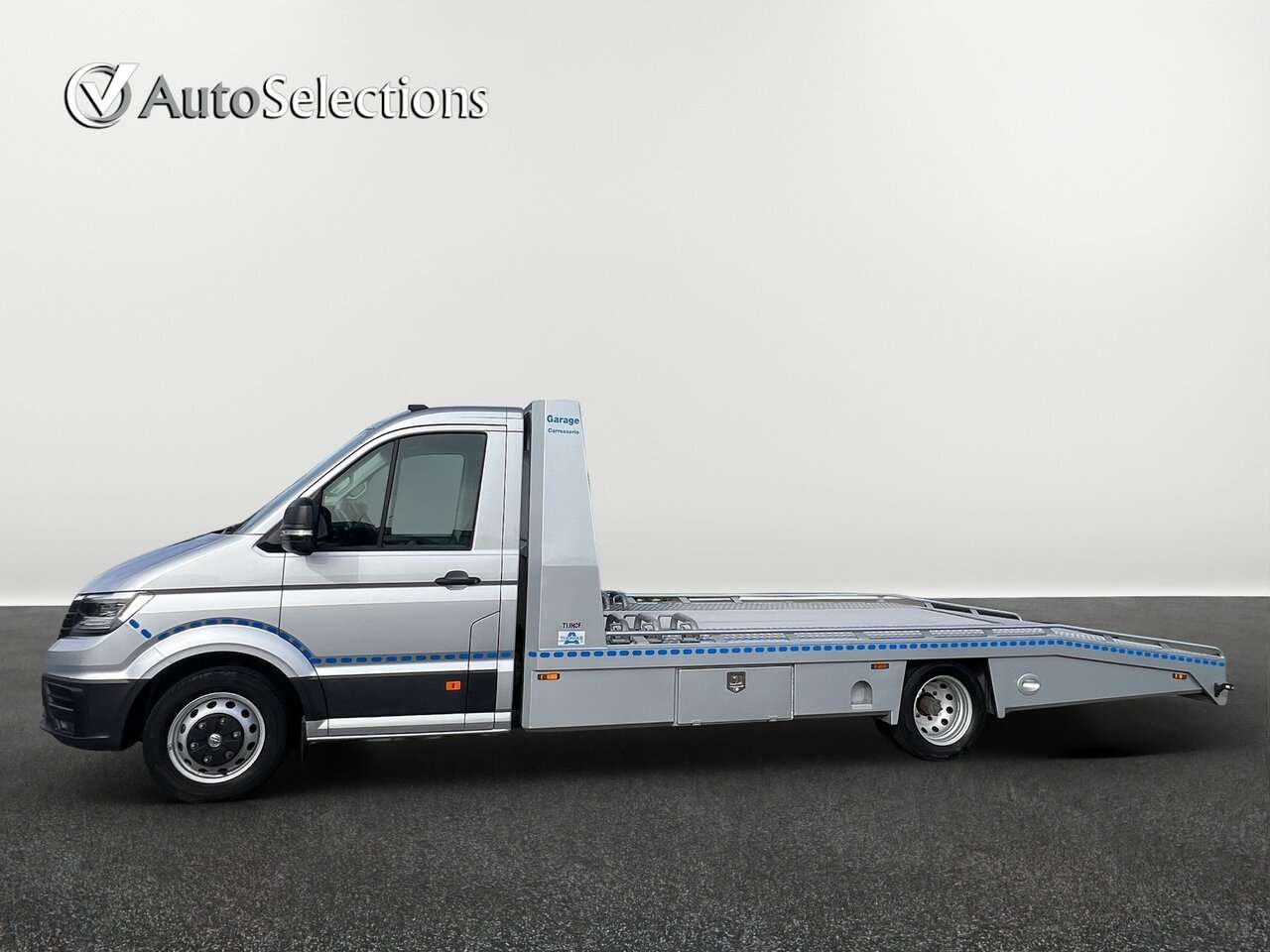 Volkswagen Crafter Automaat/Led/Luchtvering/5500kg/Winch/Trekhaak ... — foto 4 van 15
