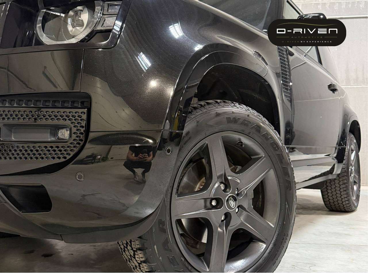 Land Rover Defender 90 SE D250* X-DYNAMIC *Lichte vracht*LUCHTVERING*LEDER*360*20"*FULL* — foto 13 van 25