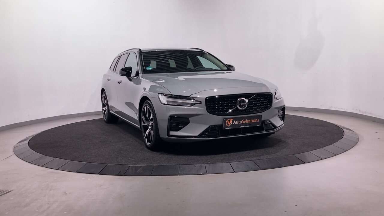 Volvo V60 B4 PLUS DARK + HK + 360° + 18” — foto 2 van 25
