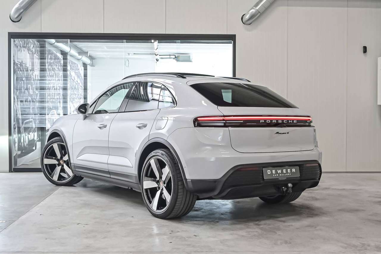 Porsche Macan Porsche Macan 4 – Performance Battery Plus – 22” Macan Sport – Luchtvering – Achterasbesturing – InnoDrive — foto 4 van 25