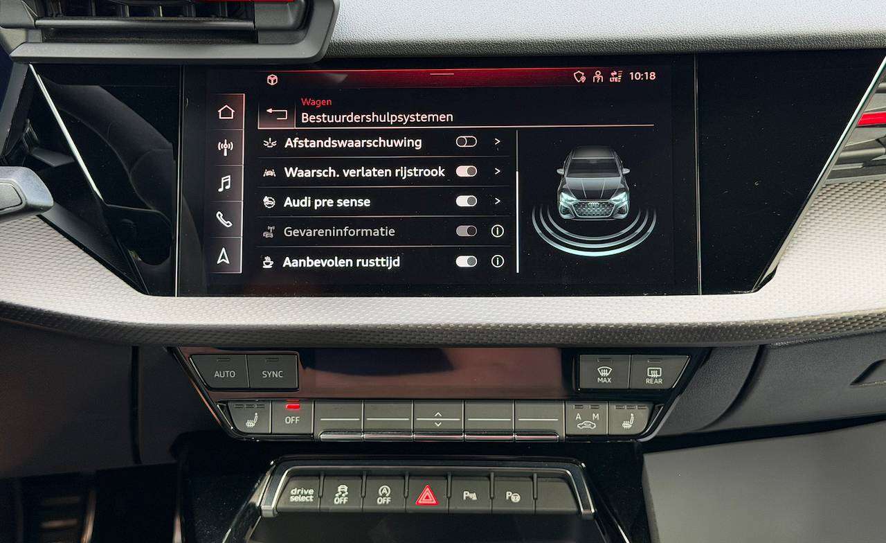 Audi RS3 SEDAN B&O CAMERA QUATTRO INT — foto 16 van 20