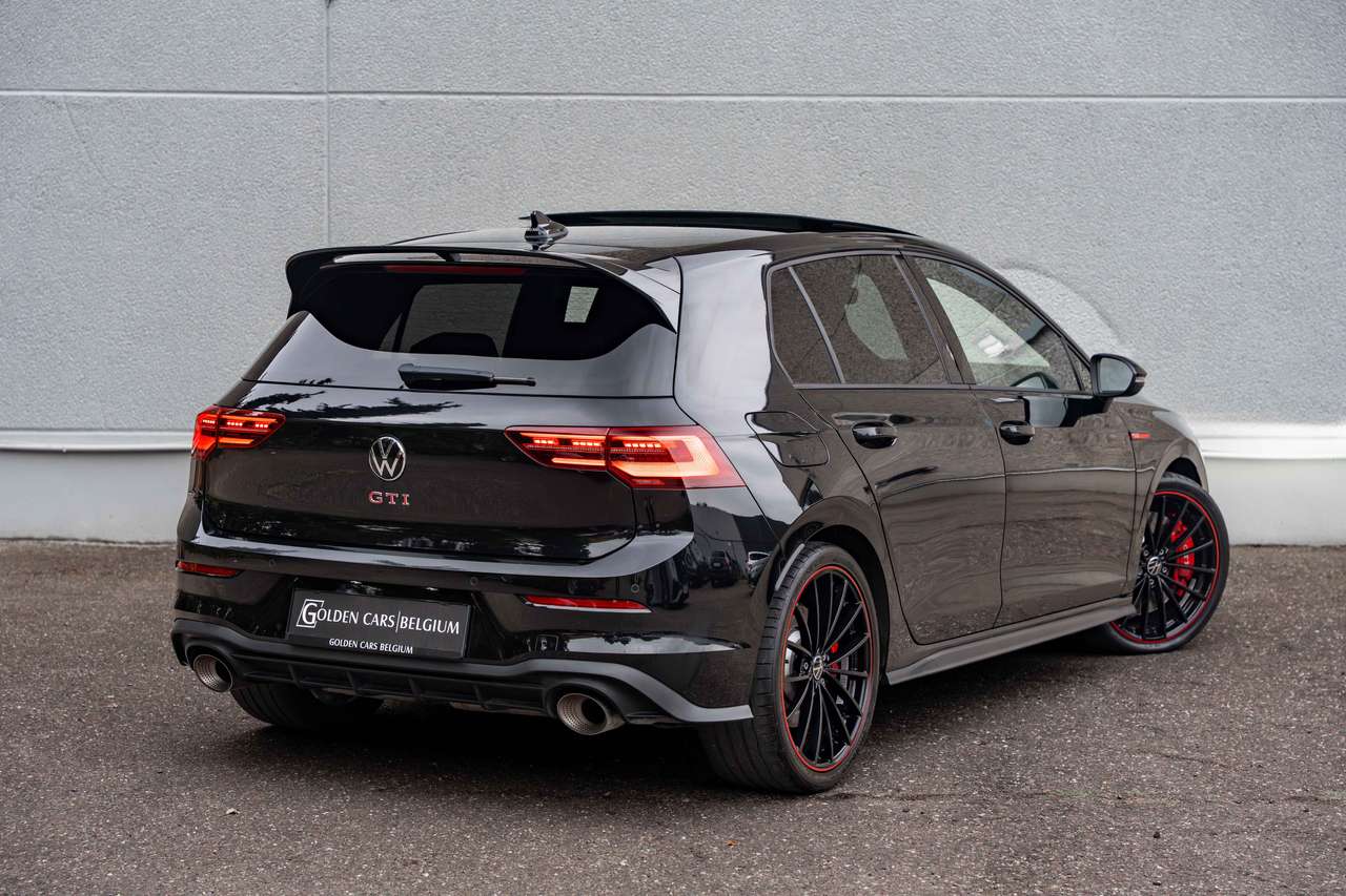 Volkswagen Golf GTI Clubsport PANO/AKRA/IQLIGHTS/19"/ACC/CAMERA/CARPLAY — foto 8 van 25