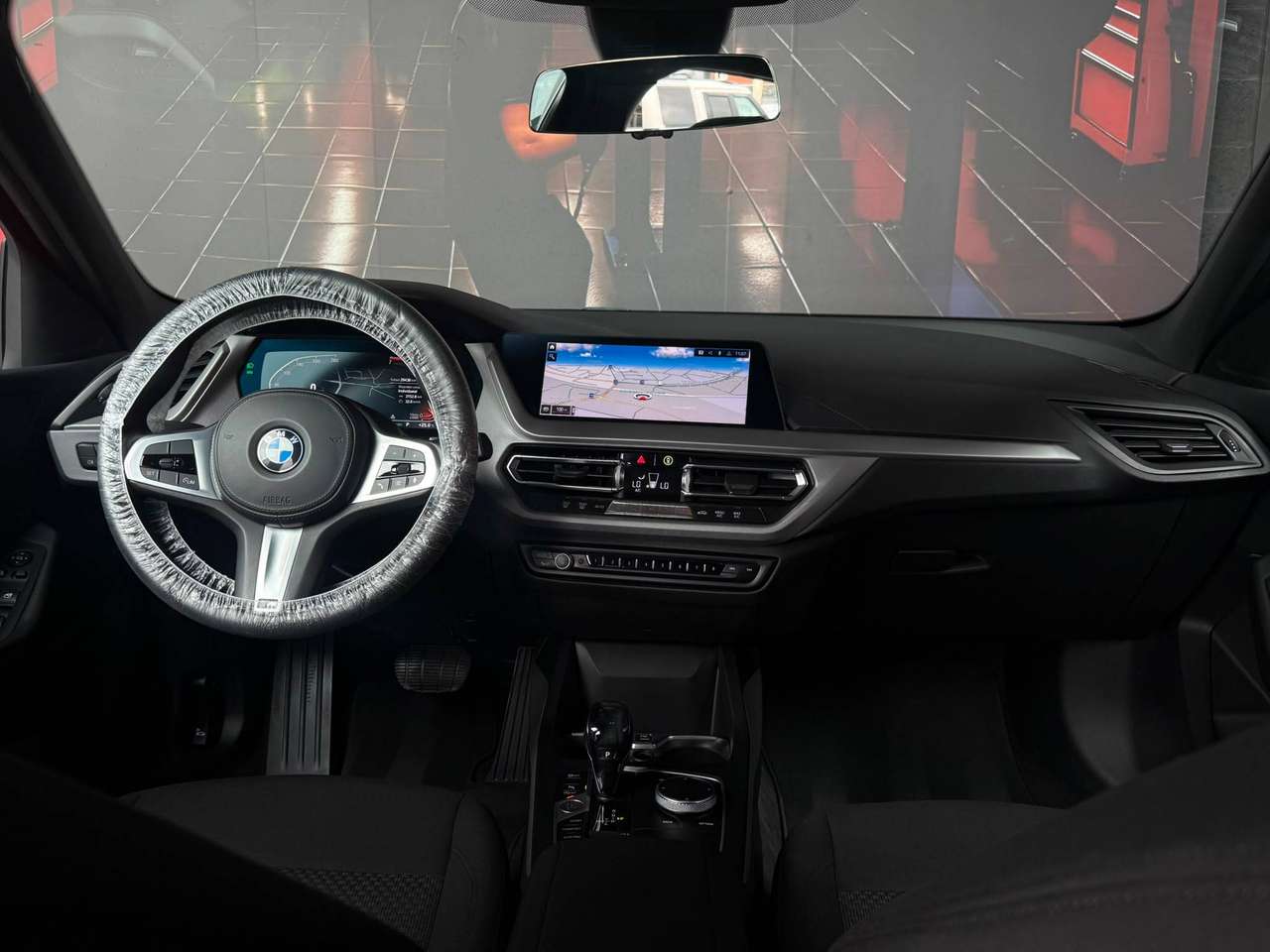 BMW 118 118iA Sportline automaat — foto 7 van 25