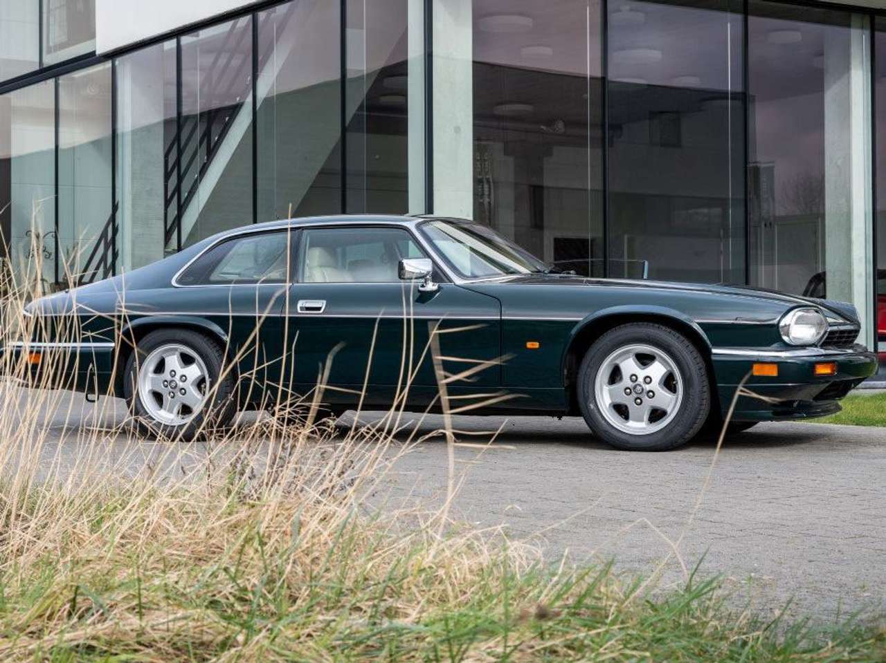 Jaguar XJS 4.0  Original Belgian car || 2 owners — foto 3 van 22