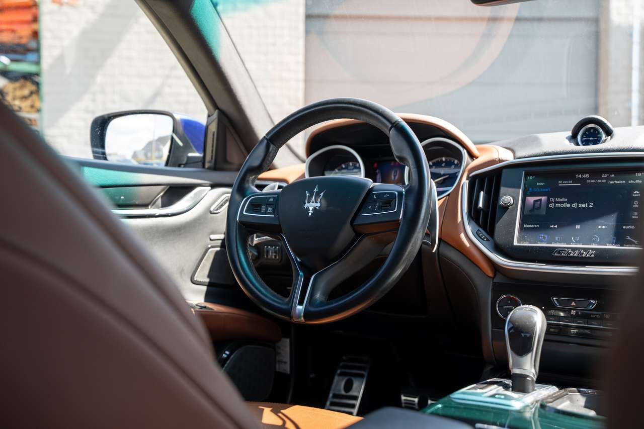Maserati Ghibli Ghibli 3.0 V6 — foto 11 van 14