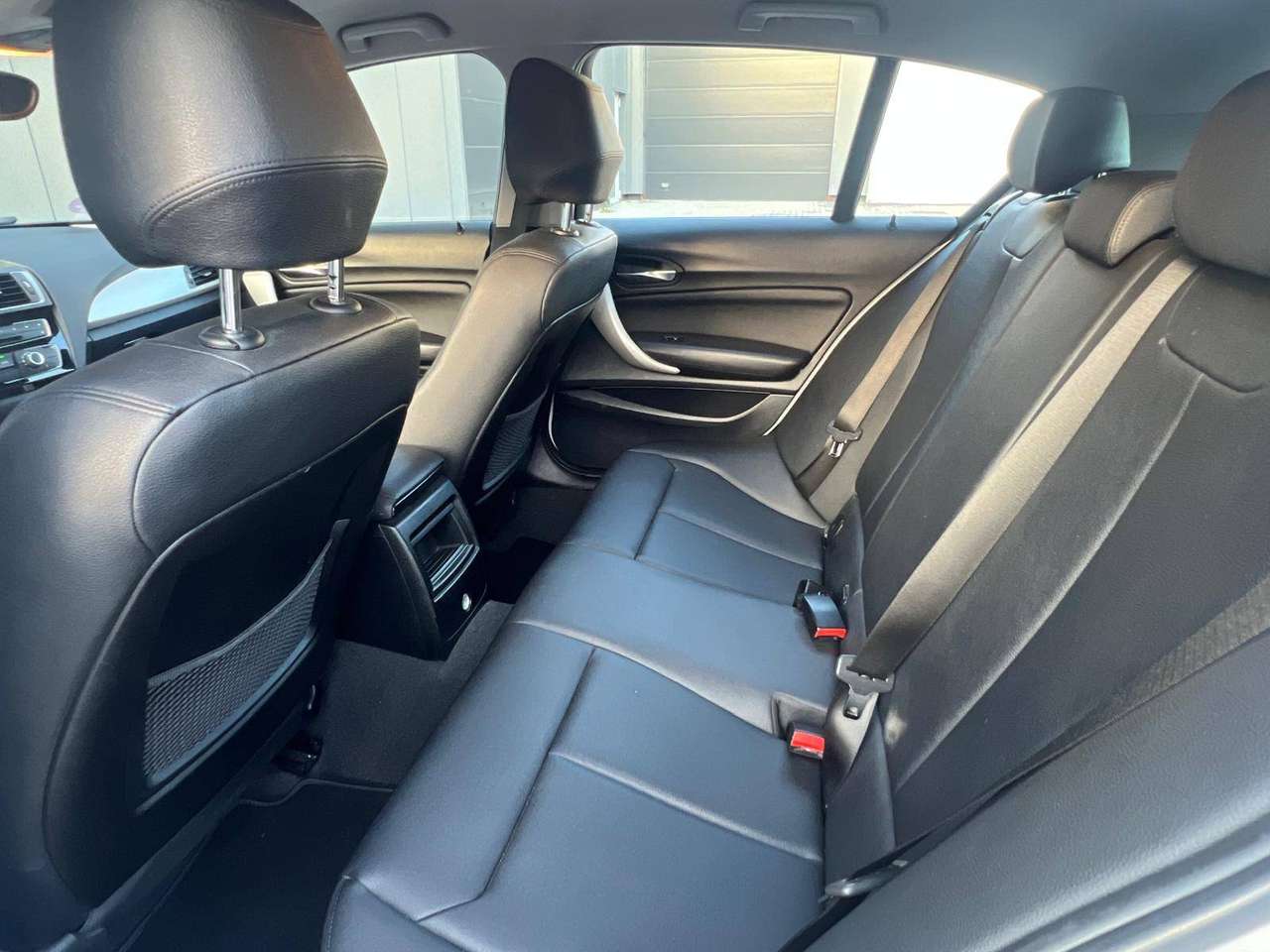 BMW 116 leder - cruise - vers onderhoud - mogelijkheid tot CarPlay — foto 22 van 25