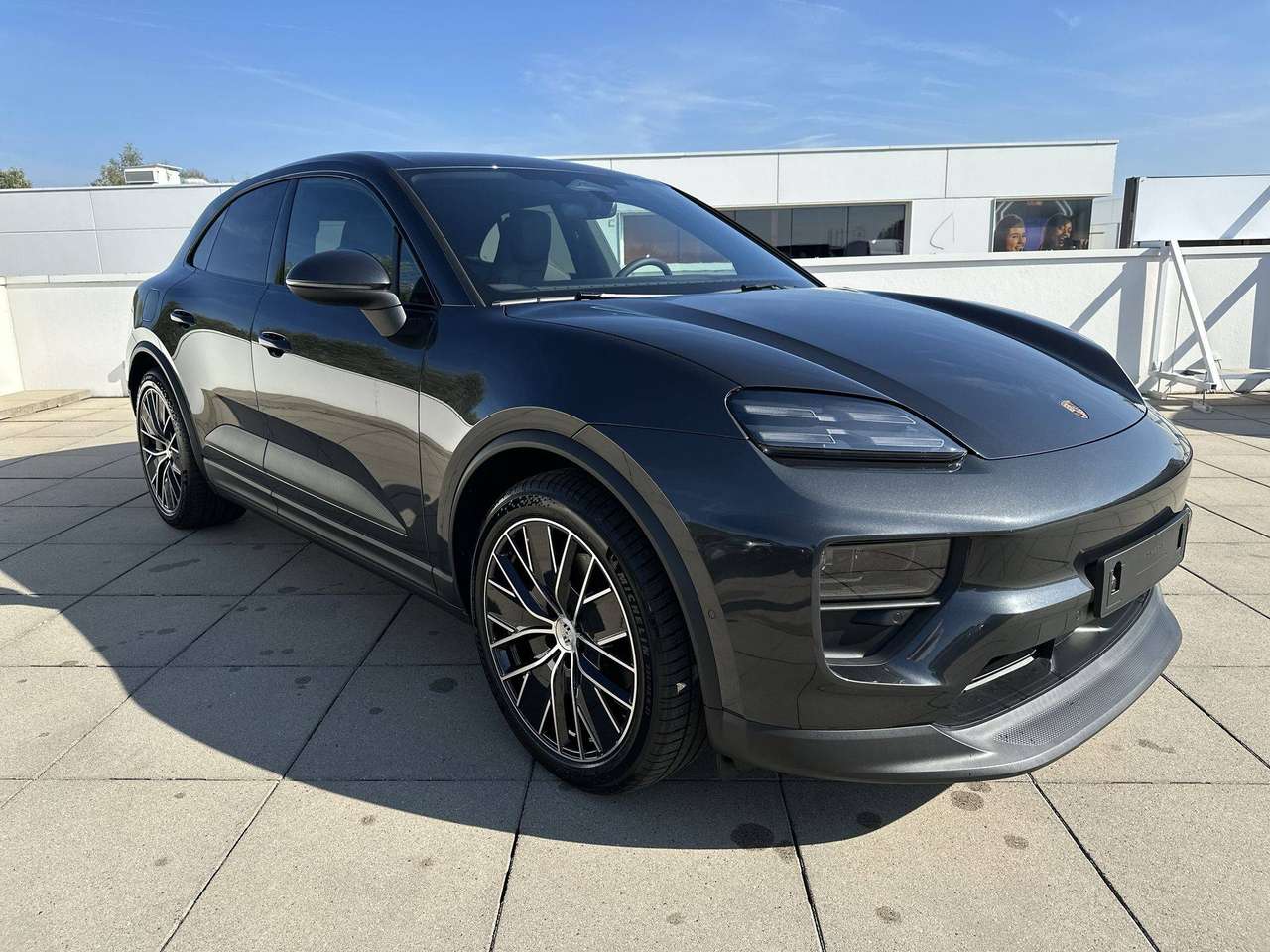 Porsche Macan ELECTRIC  Pano Dak Lederpakket 21" Bose
