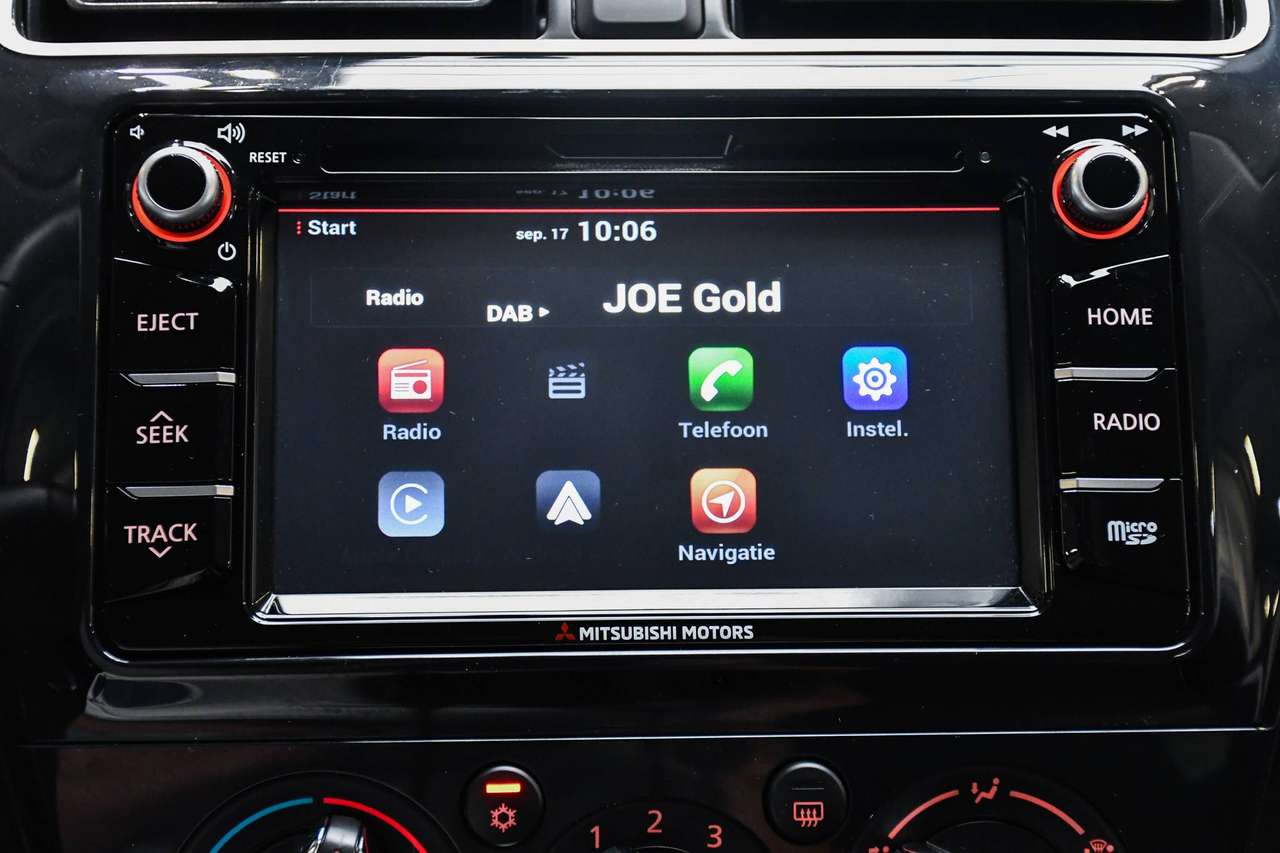 Mitsubishi Space Star Space Star 1.2i Instyle CVT Automaat - NAVIGATIE / SMARTLINK / AIRCO / CC — foto 10 van 18