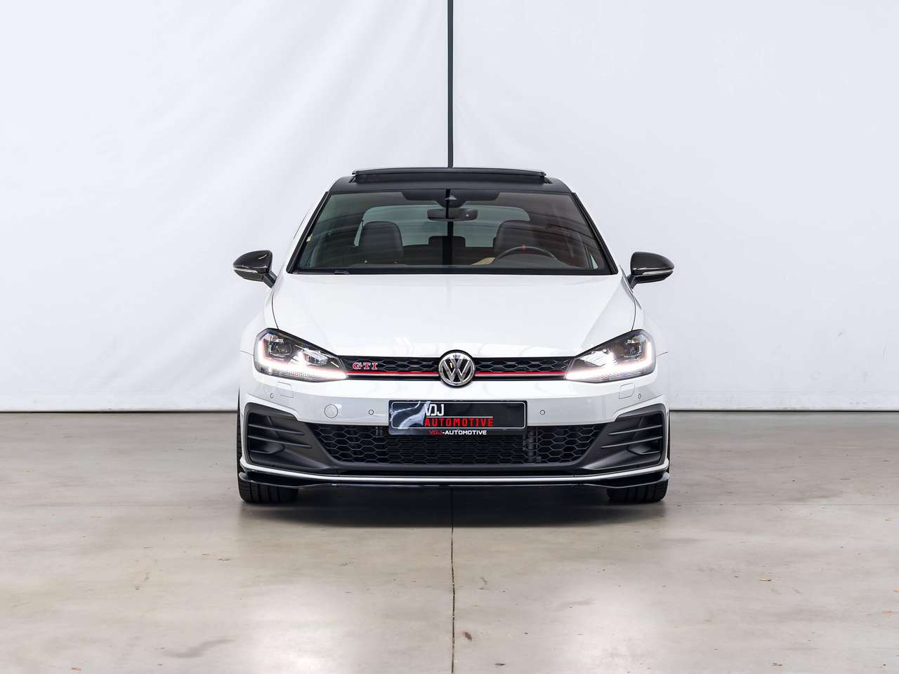 Volkswagen Golf GTI TCR|VOORKANT PPF BESCHERMD|AKRAPOVIC|PANO|CARBON|DYN-AUDIO-SYSTEEM|CAMERA|ZETELVERW.|ACC|LA|GARANTIE| — foto 2 van 25