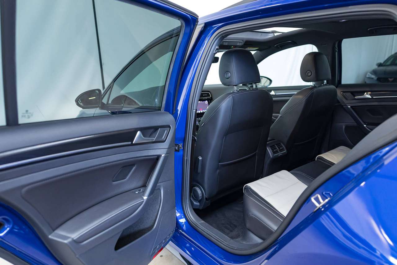 Volkswagen Golf R GARANTIE|4MOTION|PANO|KEYLESS|ACC|ZETELVERW.| — foto 12 van 25