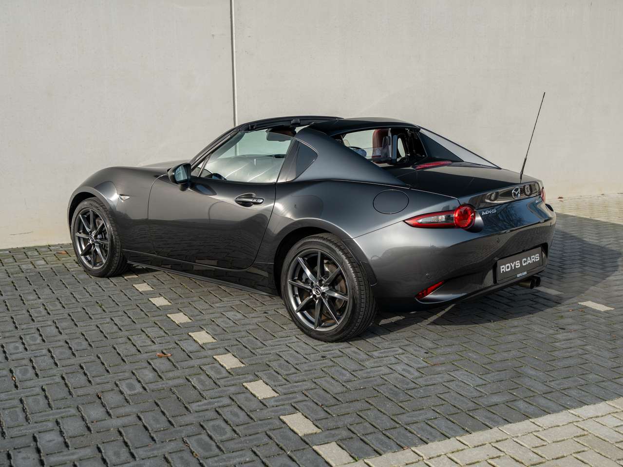 Mazda MX-5 MX-5 2.0i HARDTOP/NEW CONDITION/BOSE — foto 4 van 20