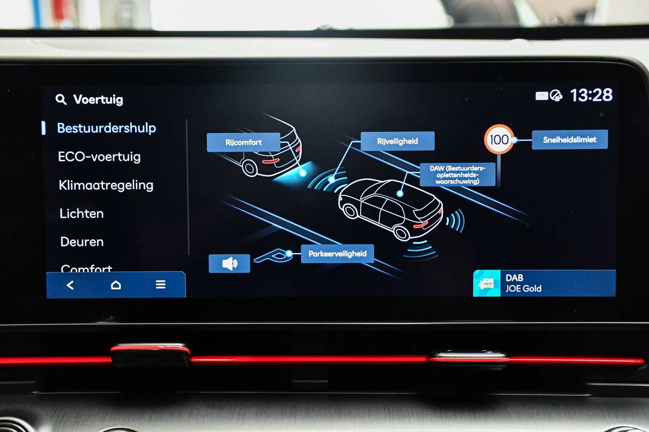 Hyundai KONA Kona HEV 1.6 GDi Feel N-Line DCT - NAVIGATIE / CAMERA / SMARTLINK / ACC / BLIS / PDC — foto 11 van 21