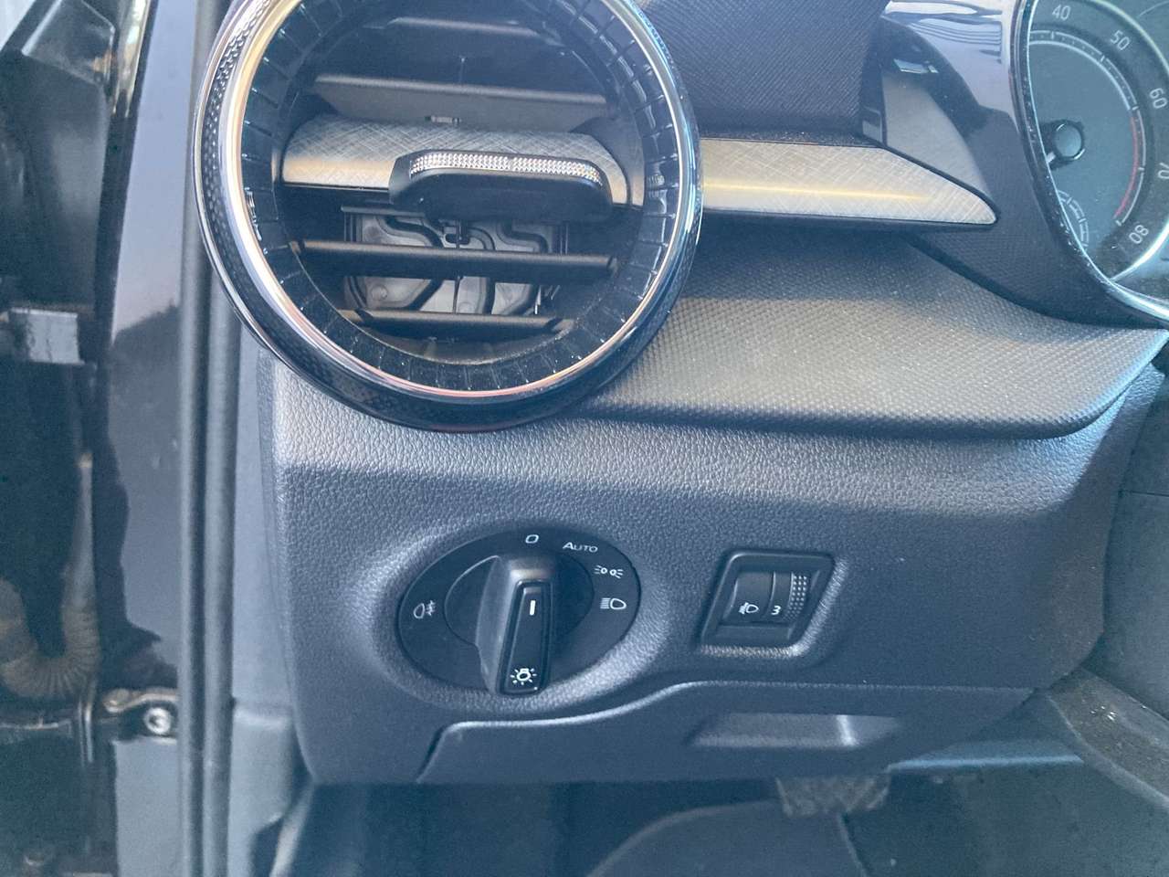 Skoda Fabia 1.0TSI BENZINE  AUTOMAAT MET SLECHTS 17000KM!!!!! — foto 23 van 23