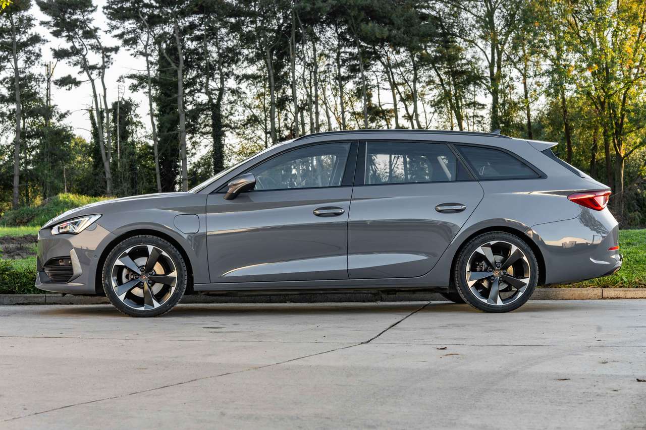 CUPRA Leon (2024) — foto 5