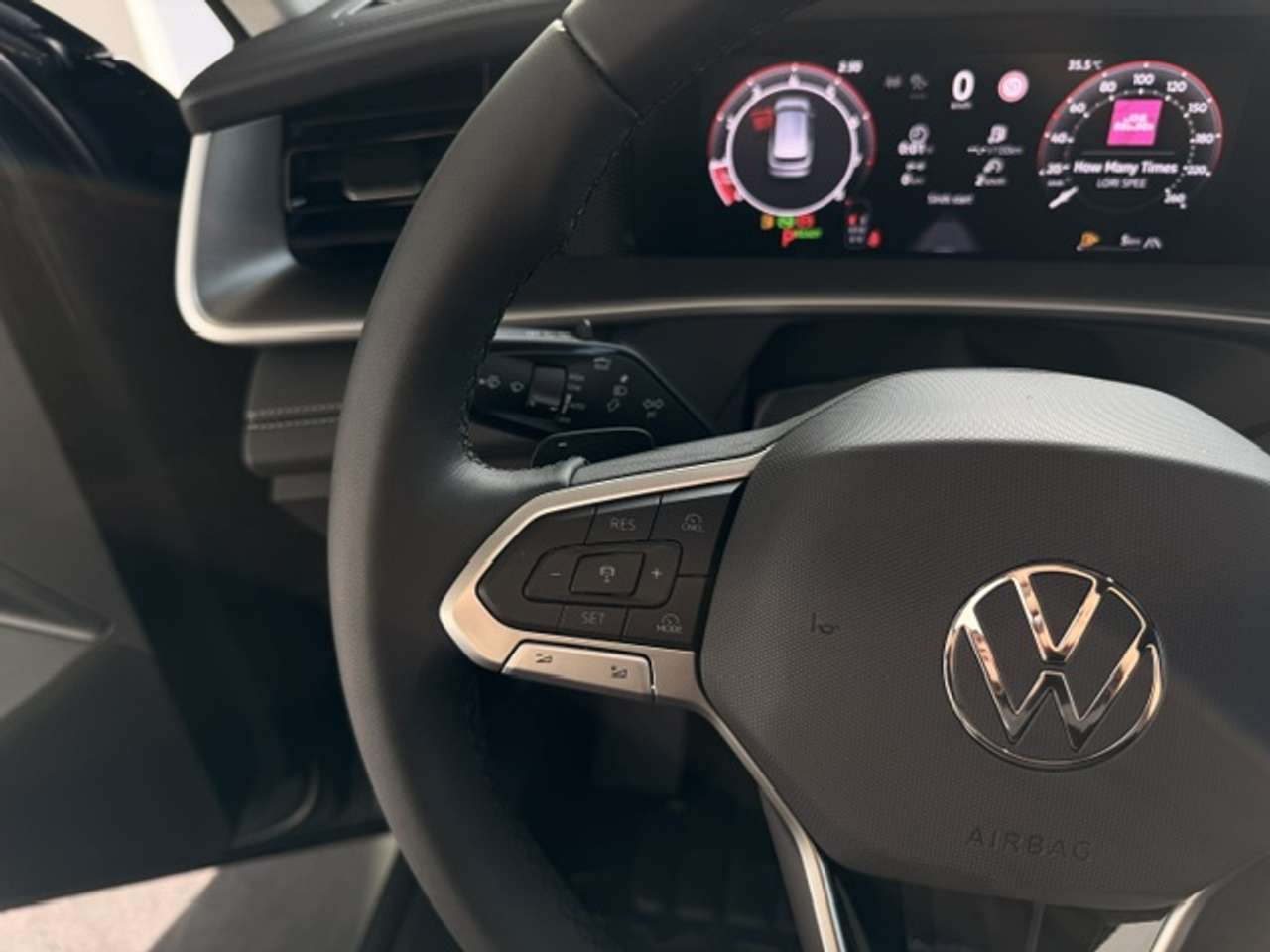 Volkswagen Tayron HYBRIDE AUTOMAAT 7 ZETELS NIEUW 0KM — foto 19 van 25