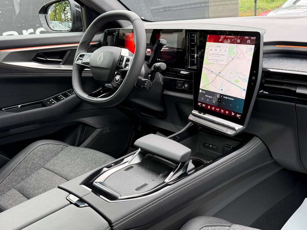 Renault Austral MHEV TECHNO FACELIFT 20" PANO CAMERA APPLE CARPLAY — foto 5 van 17