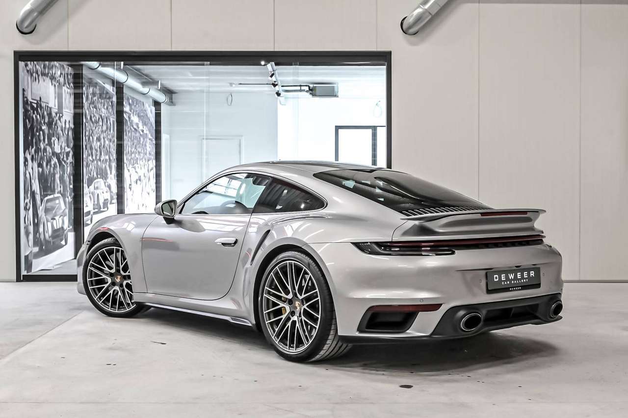 Porsche 992 911 Turbo Ceramic PCCB/sport Chrono/18W/PTV+/PDLS+ — foto 6 van 25