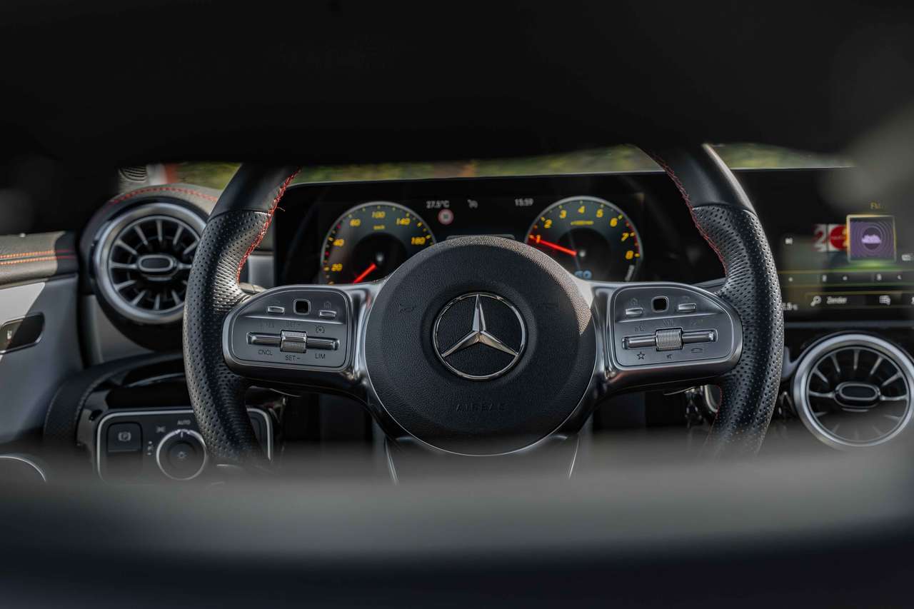 Mercedes-Benz CLA 250 (2022) — foto 24