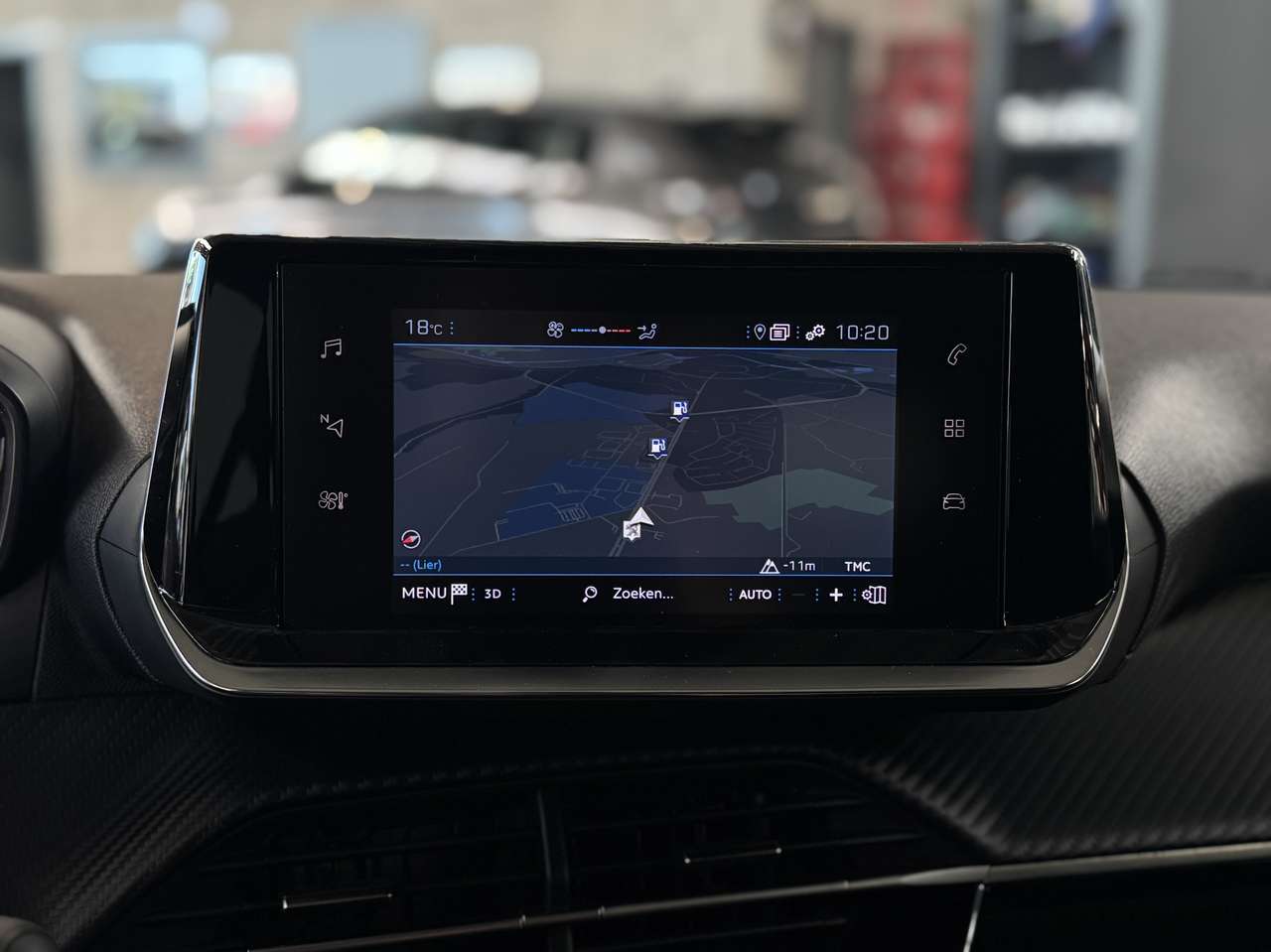 Peugeot 208 1.2i PureTech Style — foto 12 van 16