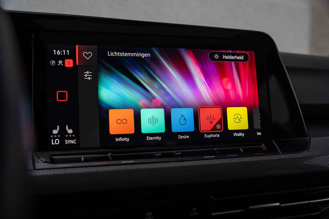 Volkswagen Golf GTI Clubsport PANO/AKRA/IQLIGHTS/19"/ACC/CAMERA/CARPLAY — foto 22 van 25