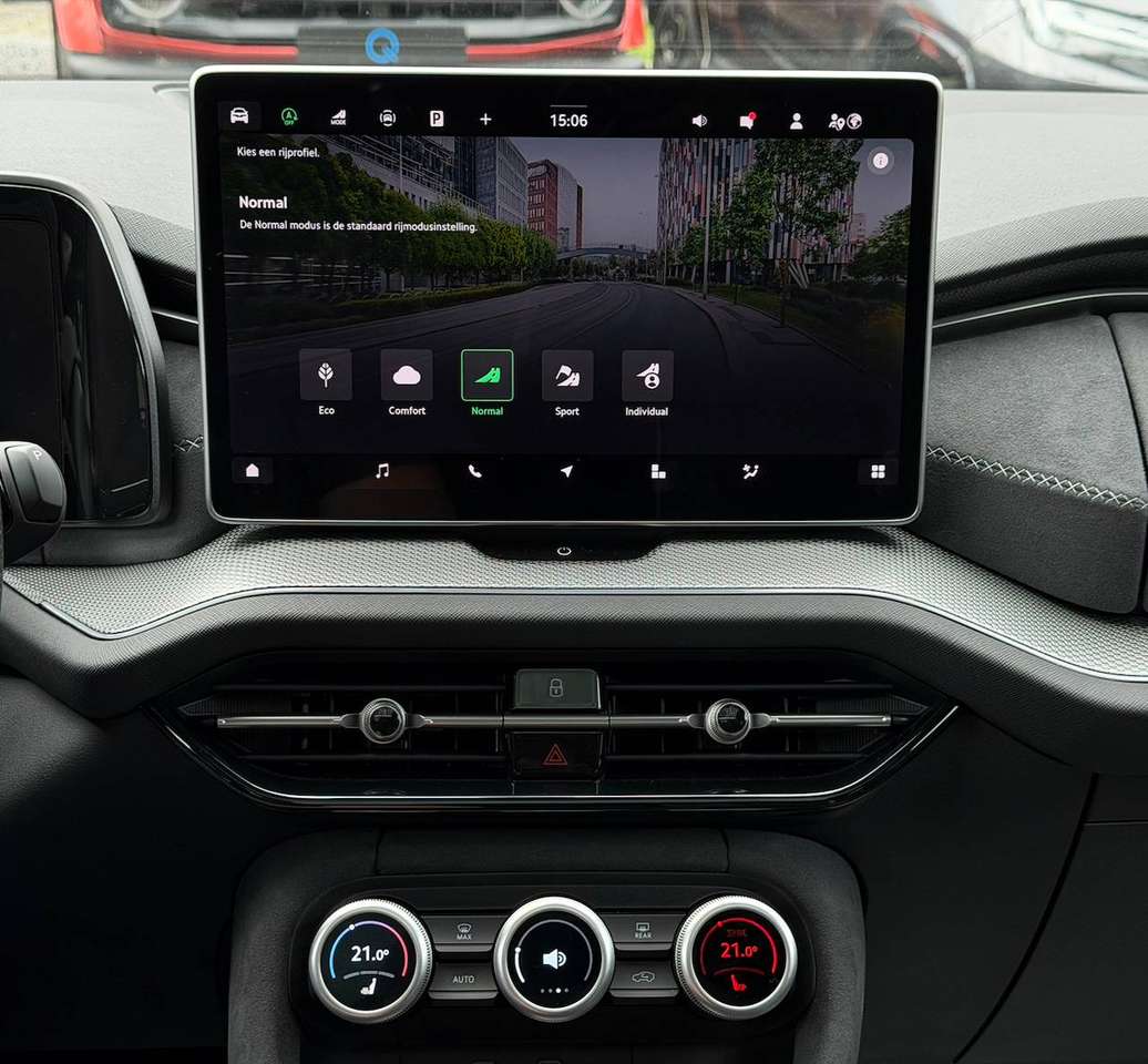 Skoda Kodiaq MHEV SPORTLINE PANO CANTON CAMERA CARPLAY SFEERVERLICHTING MEMORY SEATS — foto 17 van 19