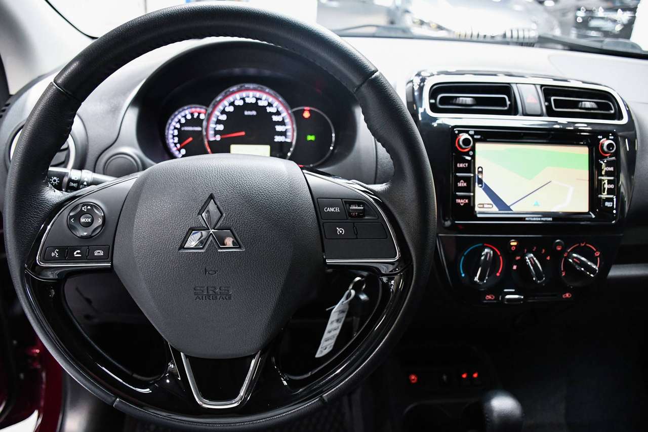 Mitsubishi Space Star Space Star 1.2i Instyle CVT Automaat - NAVIGATIE / SMARTLINK / AIRCO / CC — foto 14 van 18