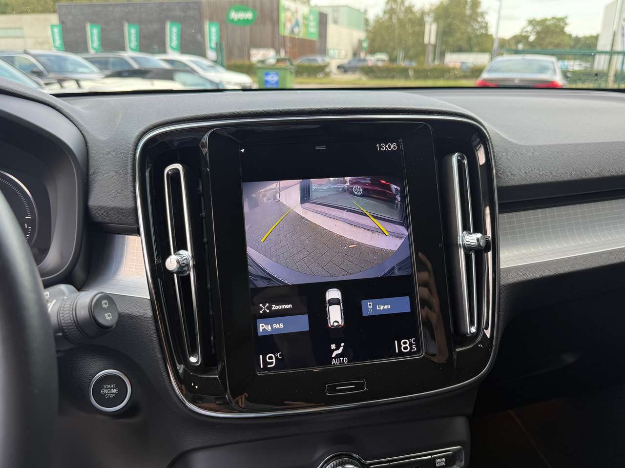 Volvo XC40 1.5 T5 PHEV Plug in Electric / Benzine Inscription Expression — foto 15 van 18