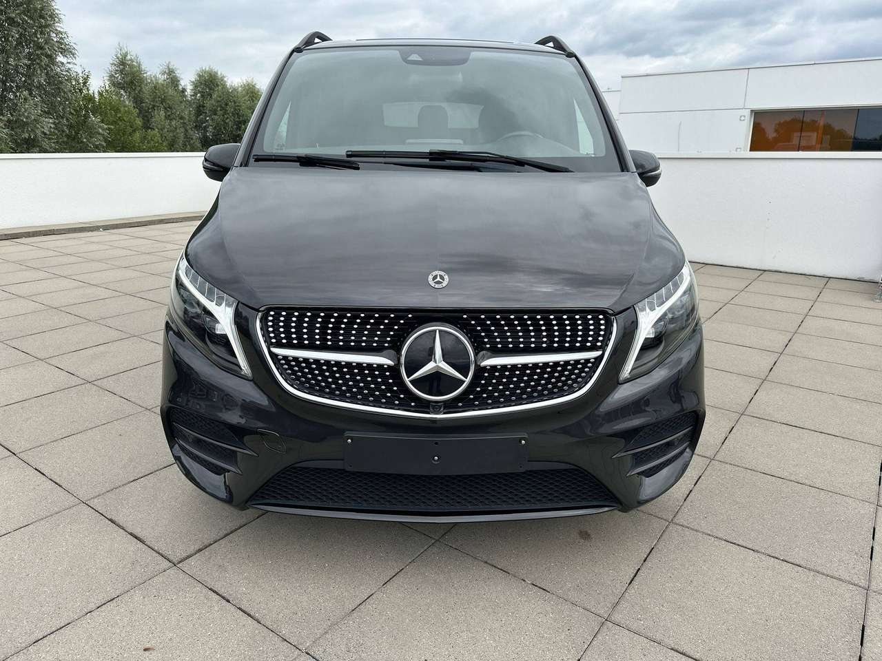 Mercedes-Benz V 220 D lichte vracht AMG Leder LED Trekh Nachtp — foto 2 van 14