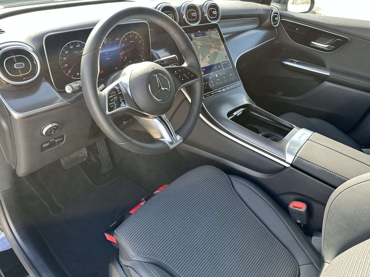 Mercedes-Benz GLC 200 GLC 200 4 MATIC Luxury Line Trekhaak — foto 16 van 19