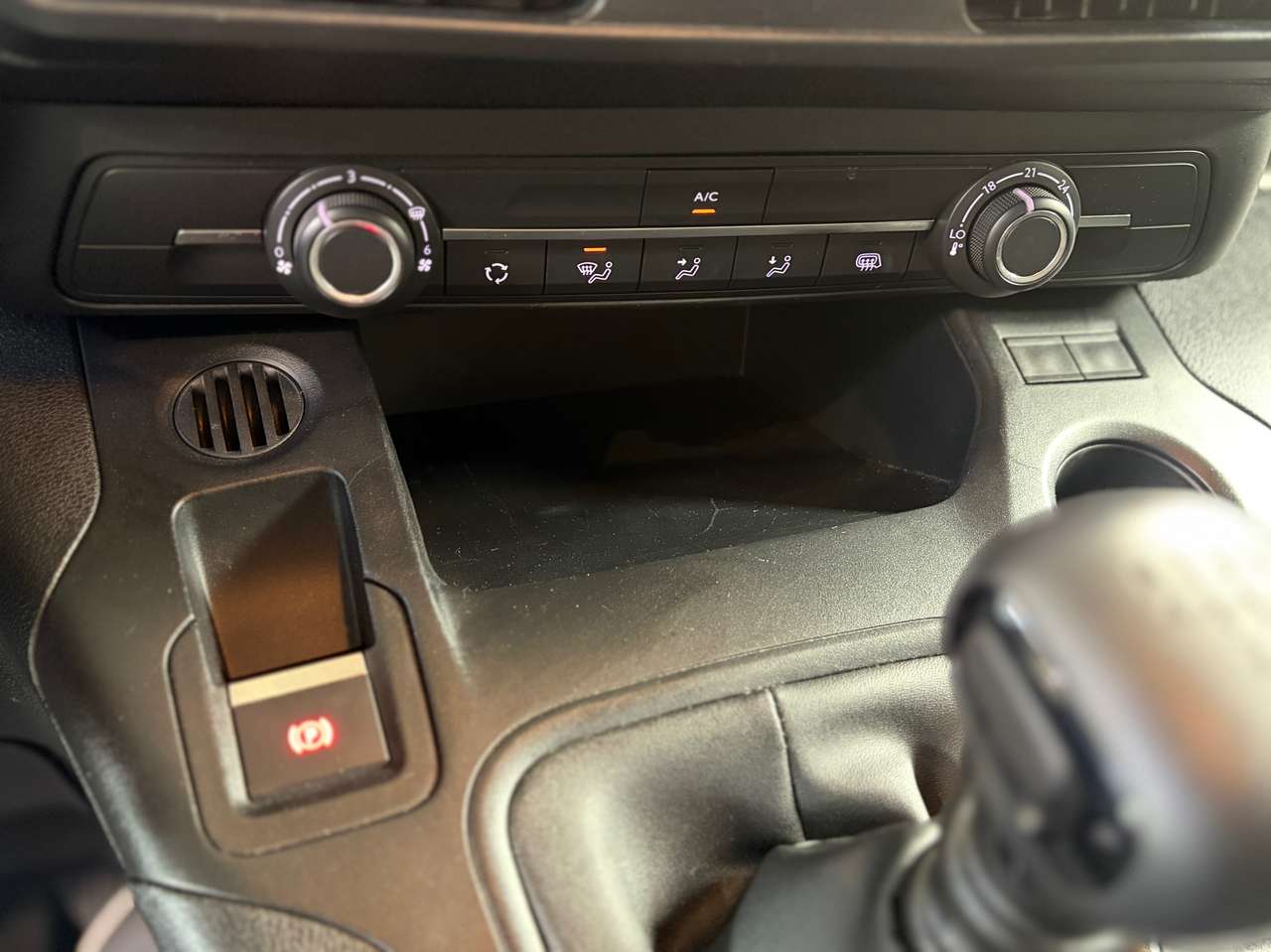 Citroen Berlingo 1.2 PureTech M Light Control S/S — foto 10 van 18