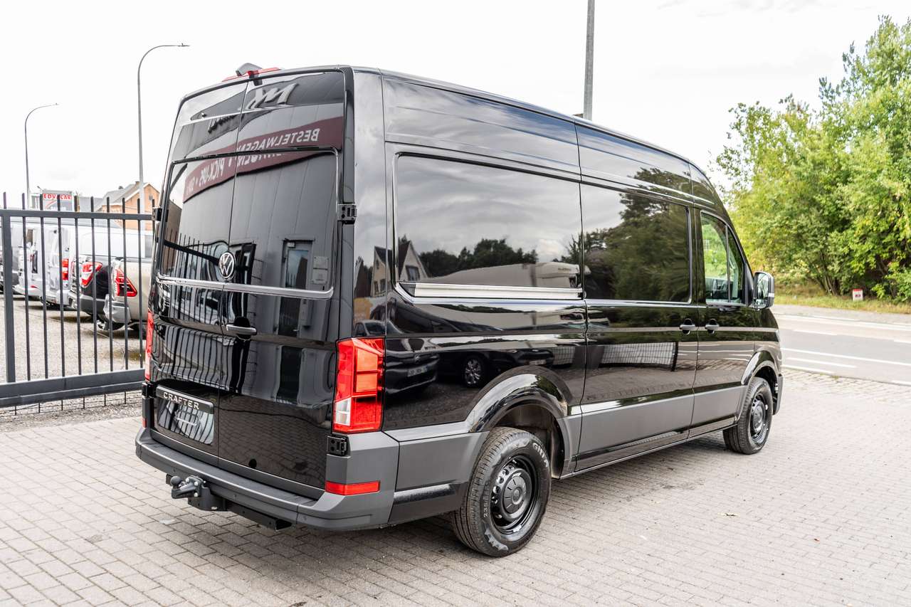 Volkswagen Crafter 35 L3H3 2.0TDI RWD - Automaat- Trekhaak 3500kg / Navigatie/ Camera/ LED - 5j Warranty - 45.300ex — foto 3 van 20