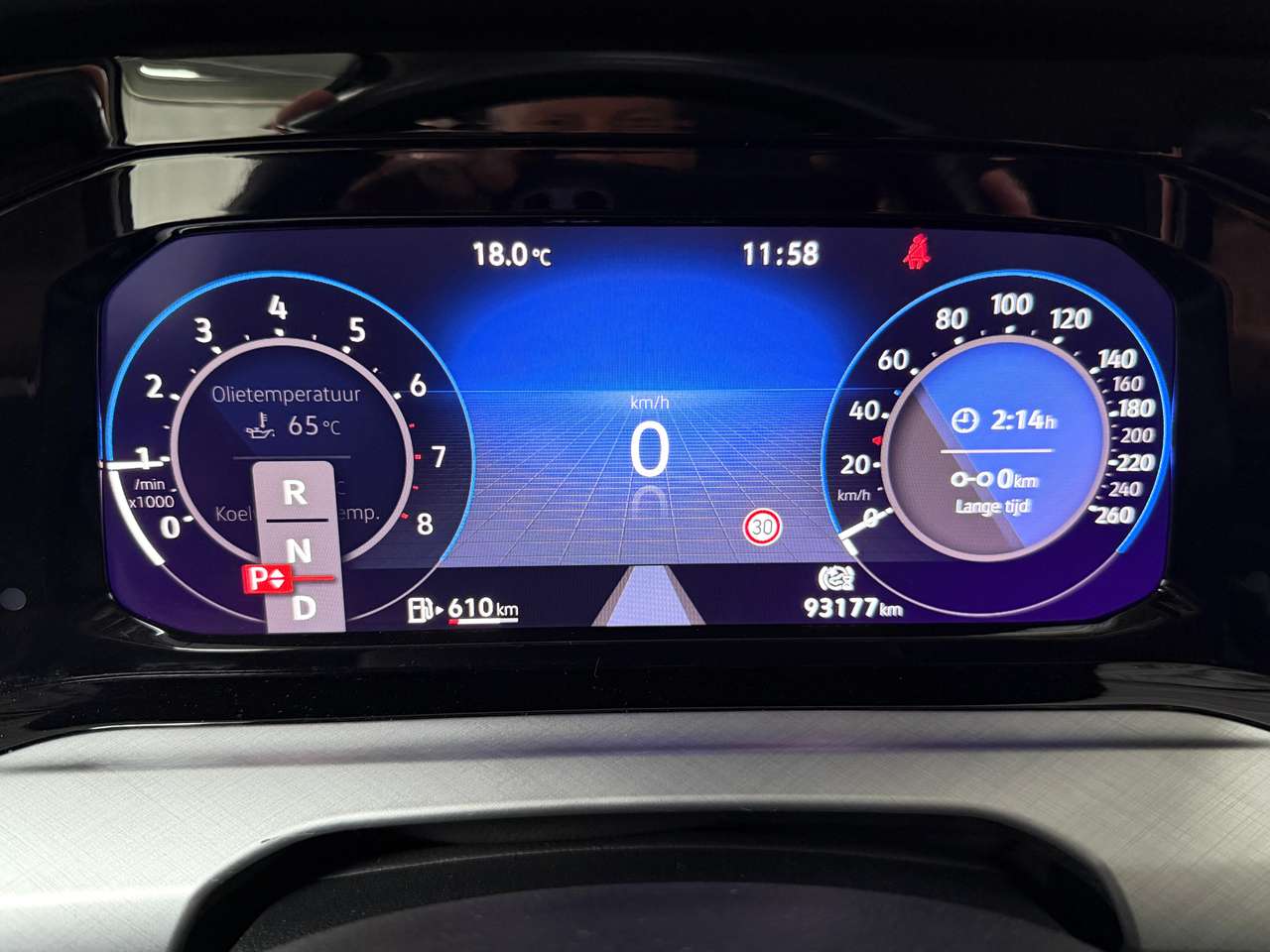 Volkswagen Golf 1.5 eTSI Life DSG LED*NAVI*PDC*CARPLAY*CAMERA*ACC*ALCANTRARA — foto 11 van 25